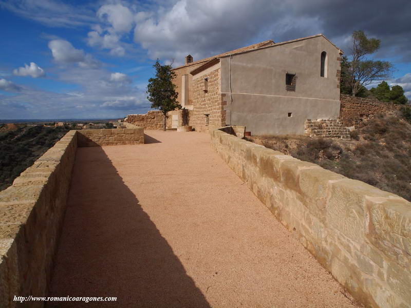 ESPOLÓN DEL ANTIGUO CASTILLO